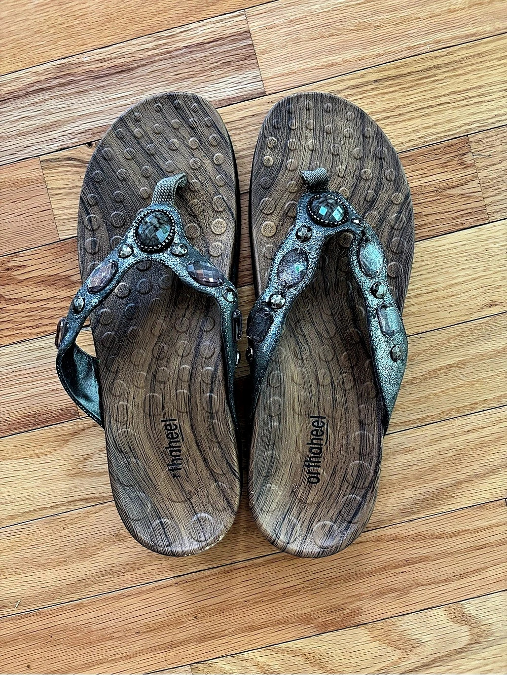 Orthaheel Vionic Toe Post Sandal Pewter Women's Sandals Size 10